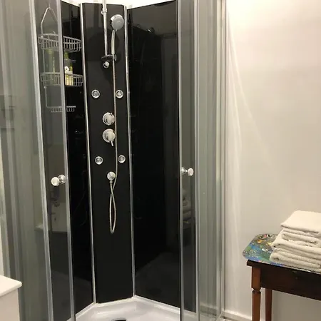 Camelia Quartier Thermal Grand Studio Au Calme Vichy